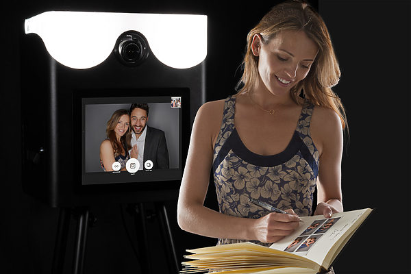 Station PhotoBooth FunkyBox avec Imprimante – Image 3